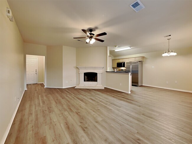 Building Photo - 270 Adobe Terrace S