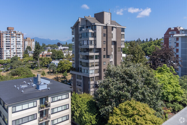 Building Photo - The Kerrisdale