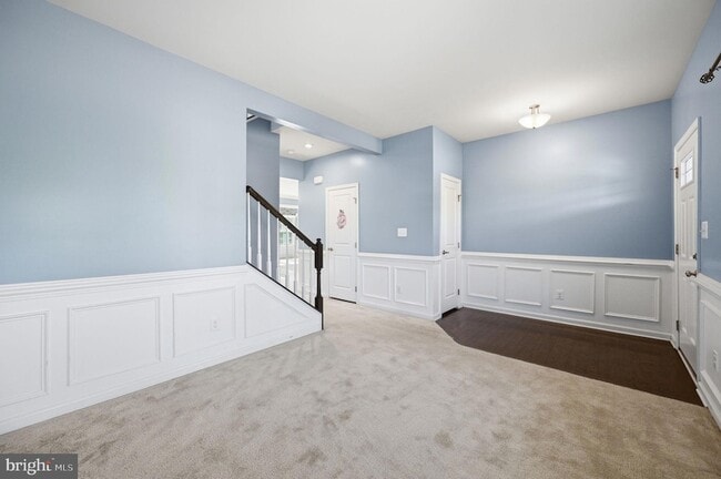 Building Photo - 687 Blossom Tree Rd