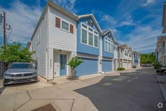 Building Photo - 9420 Kerrwood Ln