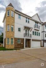 Building Photo - 200 S Village Way