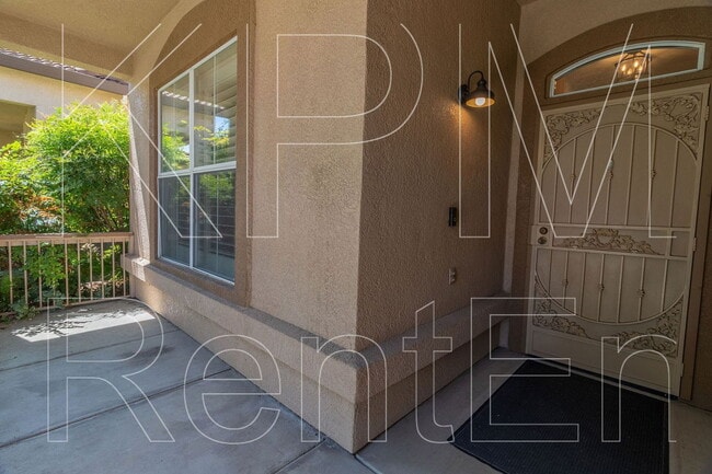 Building Photo - 10314 Creek Trail Cir