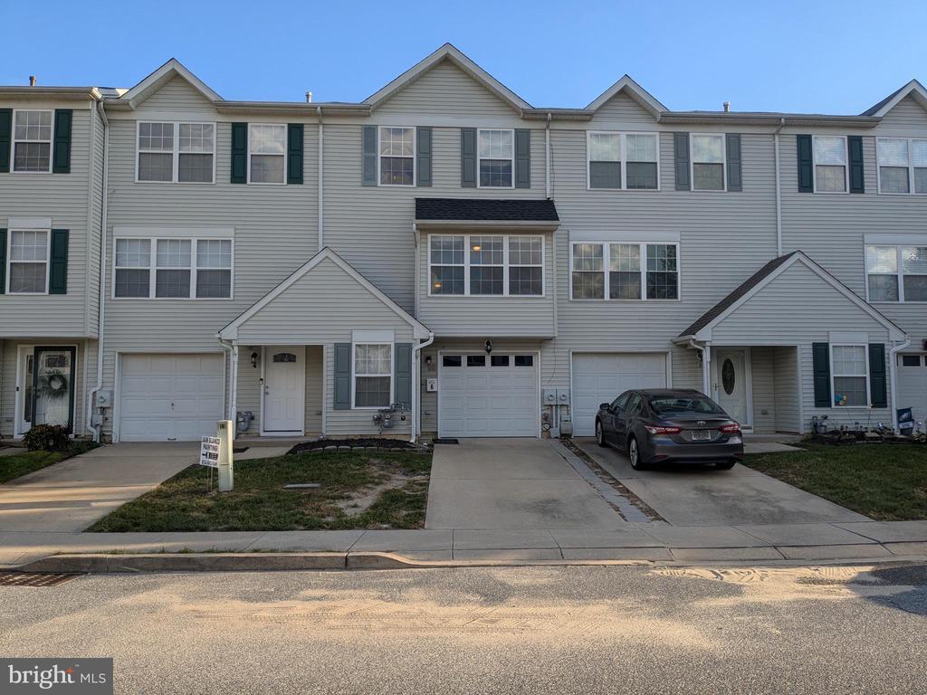 Foto principal - 6 Millstream Rd