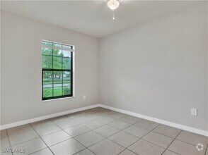 Building Photo - 421 Nicholas Pkwy W