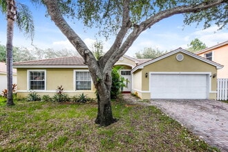 Building Photo - 13101 SW 17th Ct
