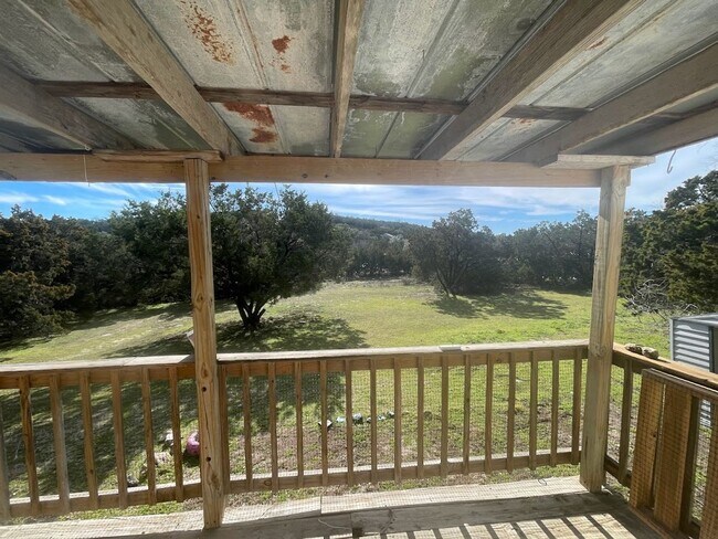 Foto del edificio - New on Market!