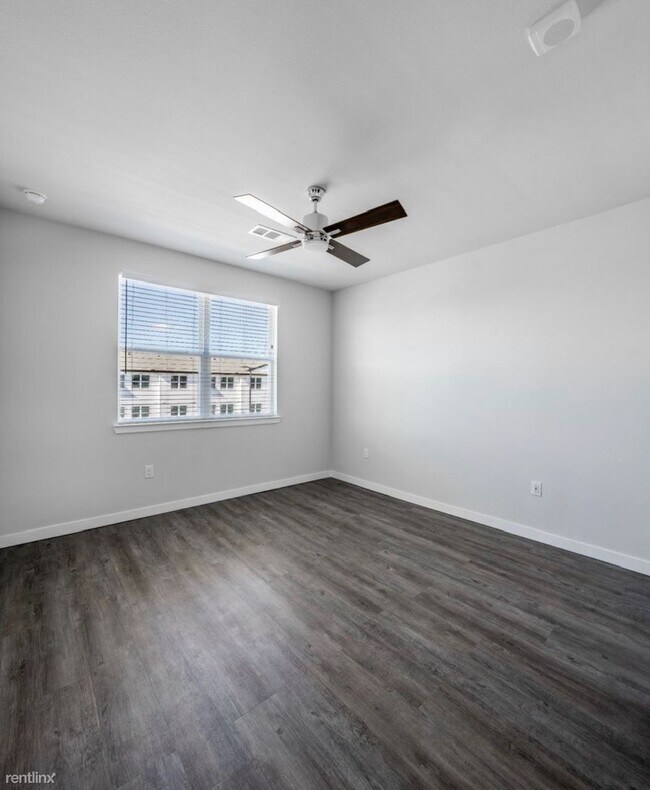 Foto del edificio - 2 br, 2 bath Condo - 1590 W Frontier Pkwy