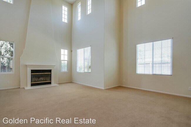 Building Photo - 4 br, 3 bath House - 563 Rush Drive