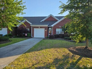 Building Photo - 204 Hilliard Ct