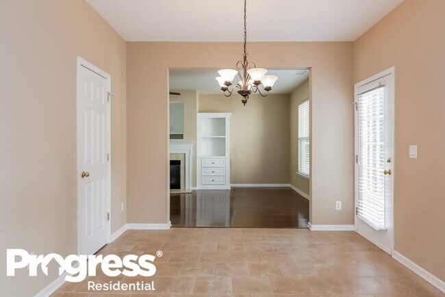 Building Photo - 6014 Colonial Garden Dr
