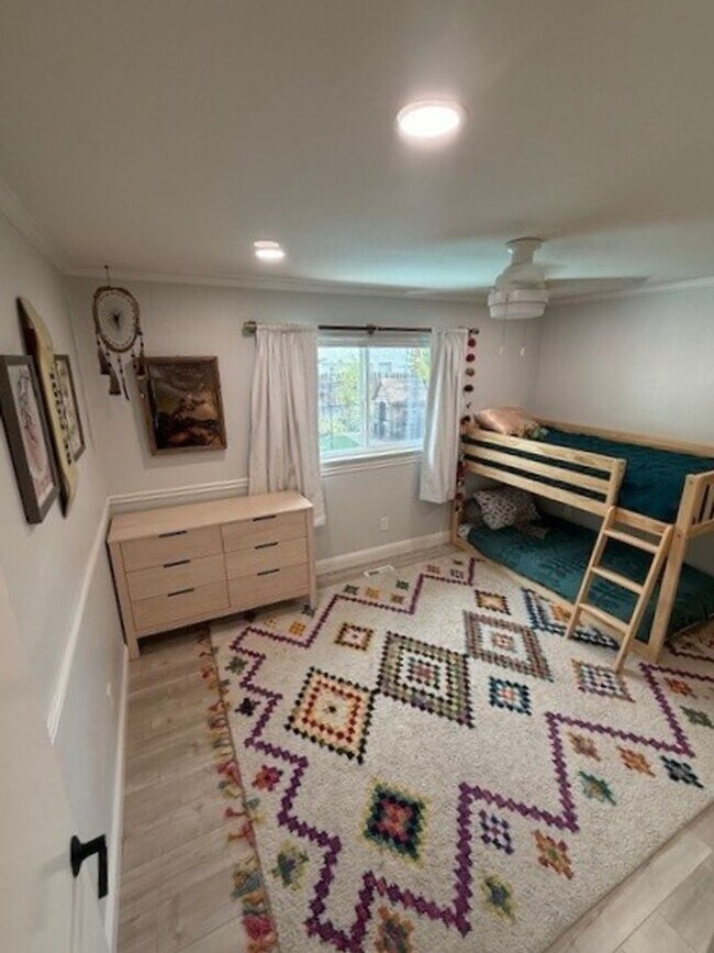 Building Photo - 1511 Dana Way