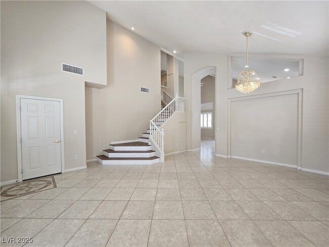 Building Photo - 200 Tayman Park Ave