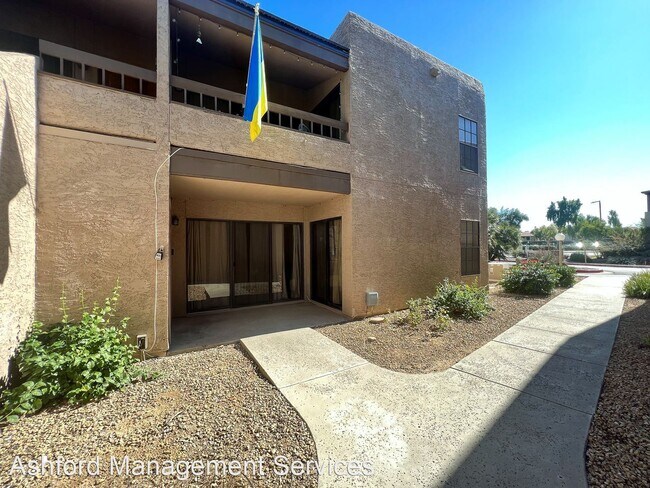 Building Photo - 2 br, 2 bath House - 5998 N 78th St #104
