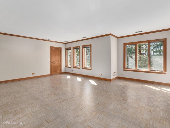 Foto del edificio - 3205 Mulberry Ln