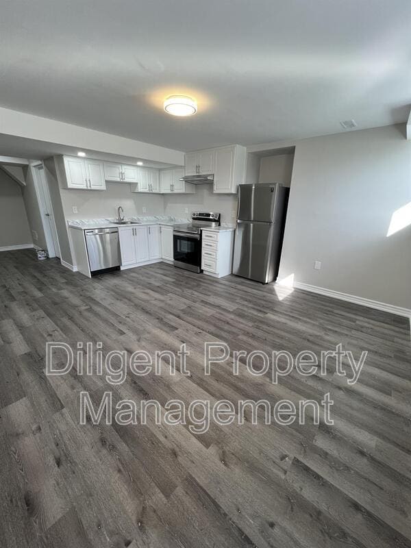 Building Photo - 80 Woolacott Ln
