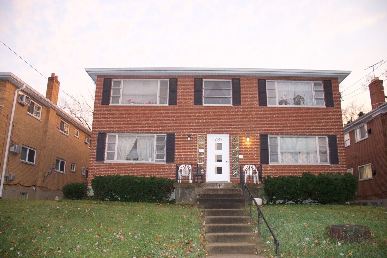 2517 Vera Ave, Golf Manor, OH 45237 Townhome Rentals in Golf Manor OH