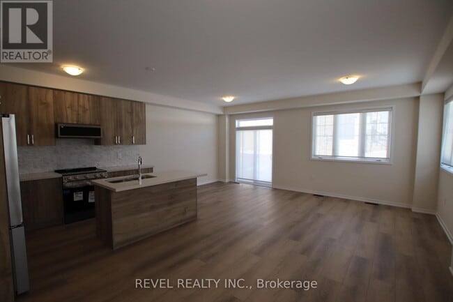 Building Photo - 1372 Canfield St