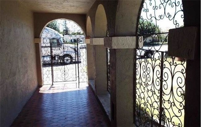 Foto del edificio - 1416 Buchanan Rd