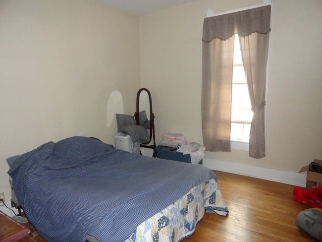 Bedroom - 221 W Yates St