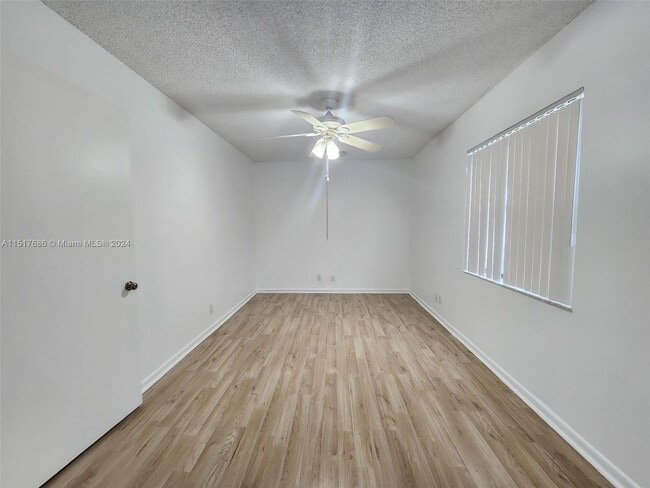Building Photo - 8 Crossings Cir