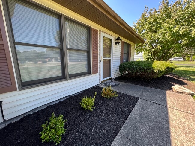 Building Photo - 7548 Anderson Ave NE