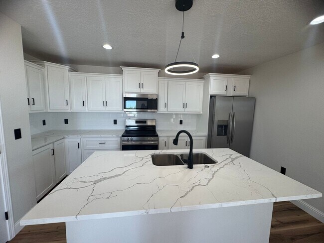 Foto del edificio - 108 Chisum Dr