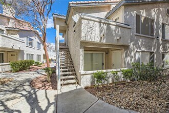 Building Photo - 3103 Key Largo Dr