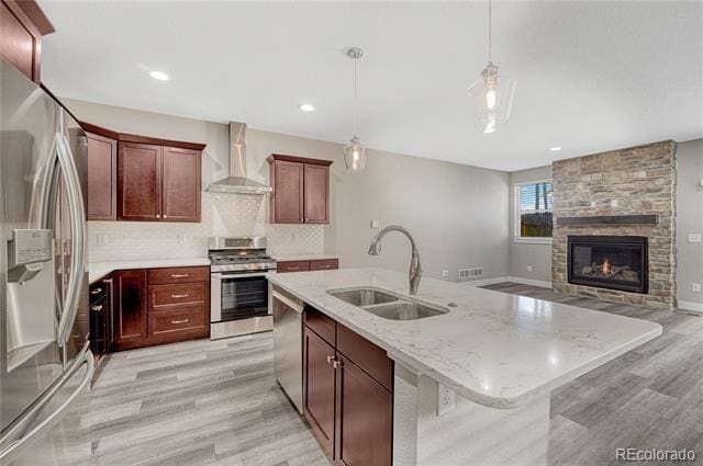 Foto del edificio - 923 N Raleigh St