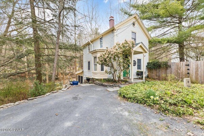 Foto del edificio - 144 Sawkill Ave