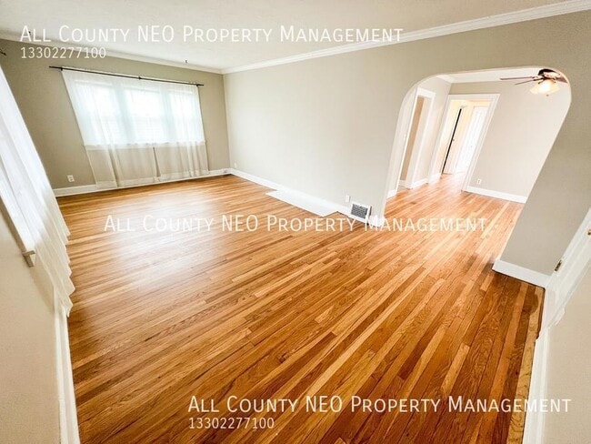 Building Photo - 1442 Cordova Ave