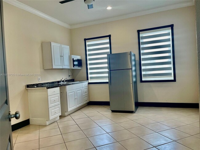 Foto del edificio - 18157 NW 89th Pl