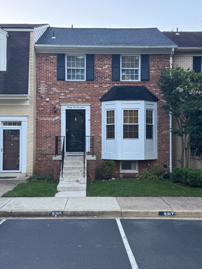 Photo - 9217 Burke Rd Townhome