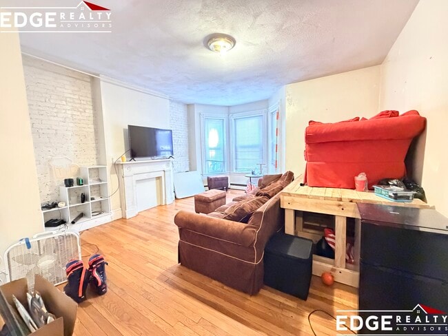 Photo - 15 Sewall St Apartment