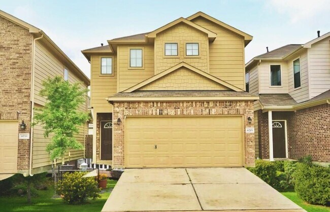 Foto del edificio - 6715 Honey Harvest Ln