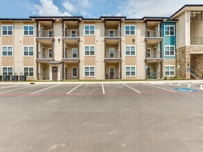 Building Photo - 14722 Nacogdoches Rd