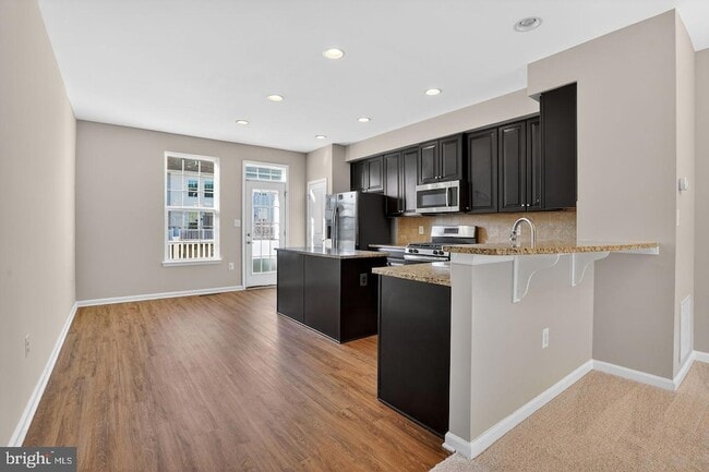 Foto del edificio - 1731 Dorothy Ln