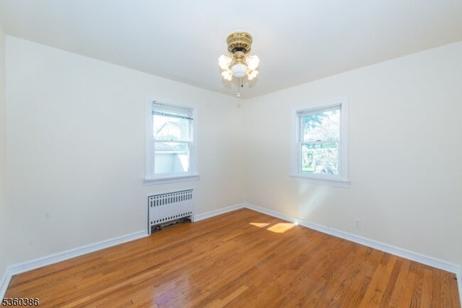 Building Photo - 271 N 5th St