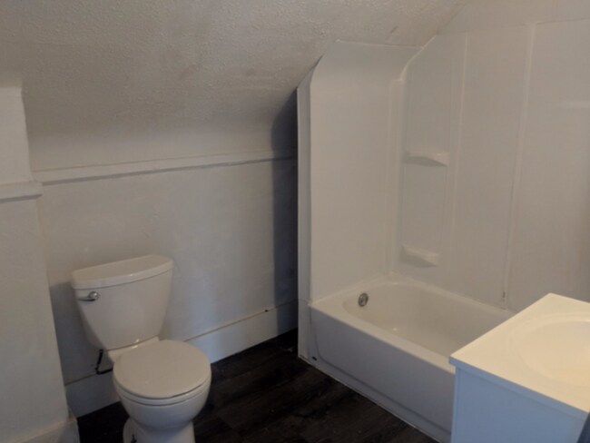 Foto del edificio - Single Family 2 bed 1 bath home For Rent!