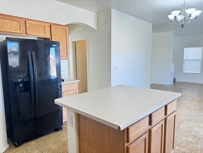 Building Photo - Queen Creek 4 bed 2.5 bath For rent
