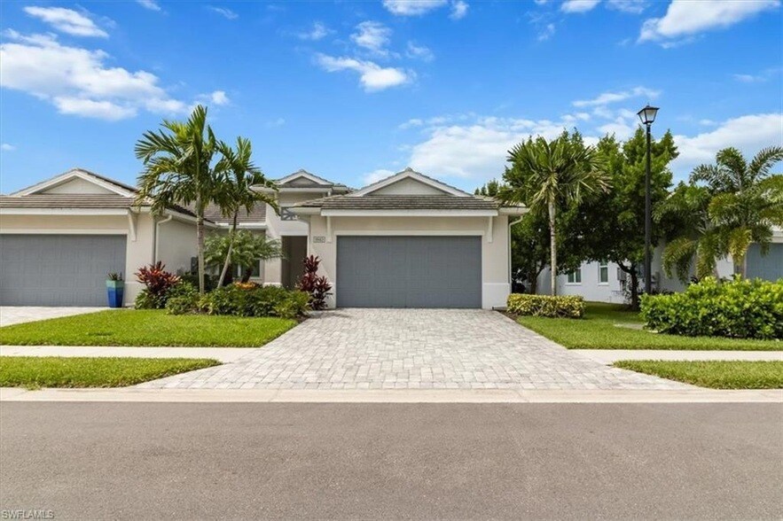 Primary Photo - 8943 St Lucia Dr