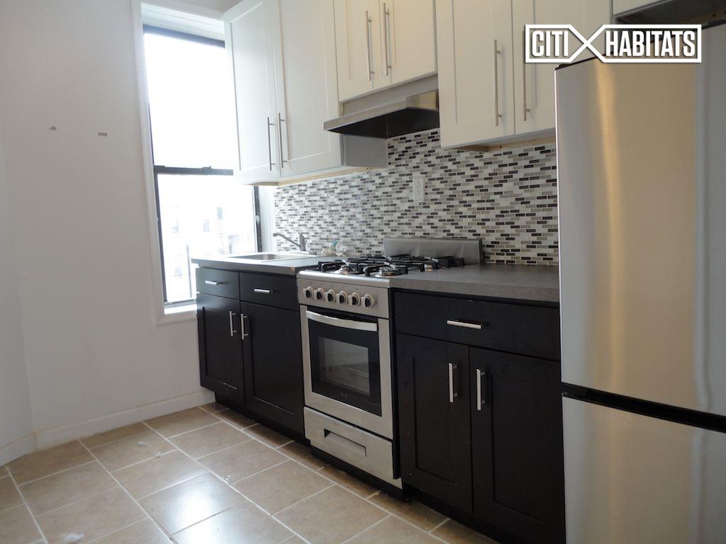 Foto del edificio - 112 E 103rd St