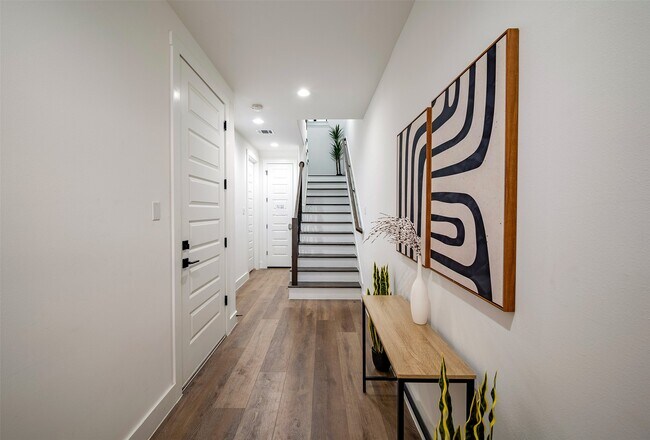 Foto del edificio - 1305 E 27th St