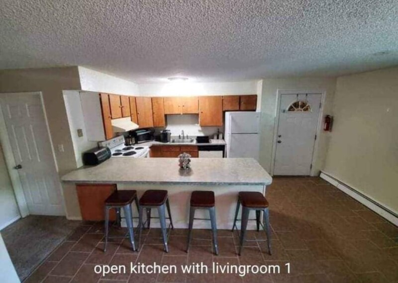 Primary Photo - 3163 Carl St