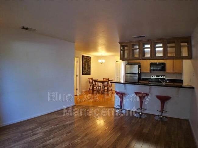 Building Photo - 1114 Nord Ave