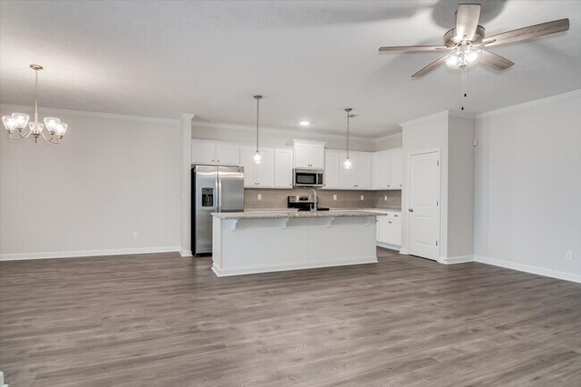 Building Photo - 3019 Stanhope Dr
