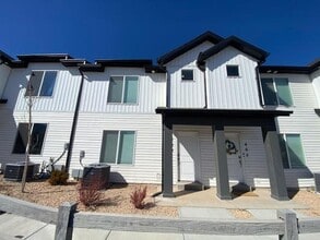 Building Photo - 573 S May Dr