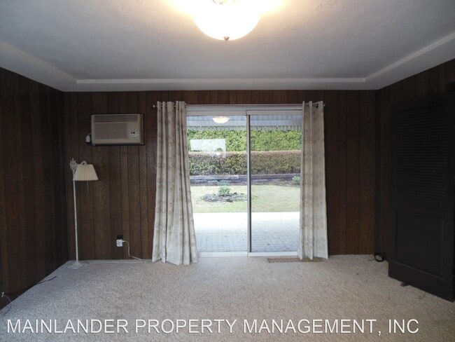 Building Photo - 2 br, 1 bath House - 17137 CHAPIN WAY