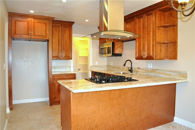 Foto del edificio - 12700 Newport Ave