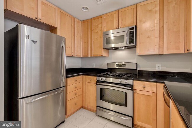 Foto del edificio - 3600 S Glebe Rd