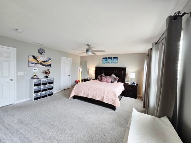 Foto del edificio - 6885 Charlestown Ln